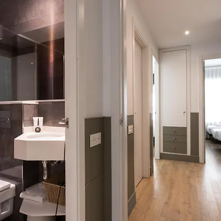 Ferienwohnung Enjoybcn Patio De Gala Barcelona Exterior foto