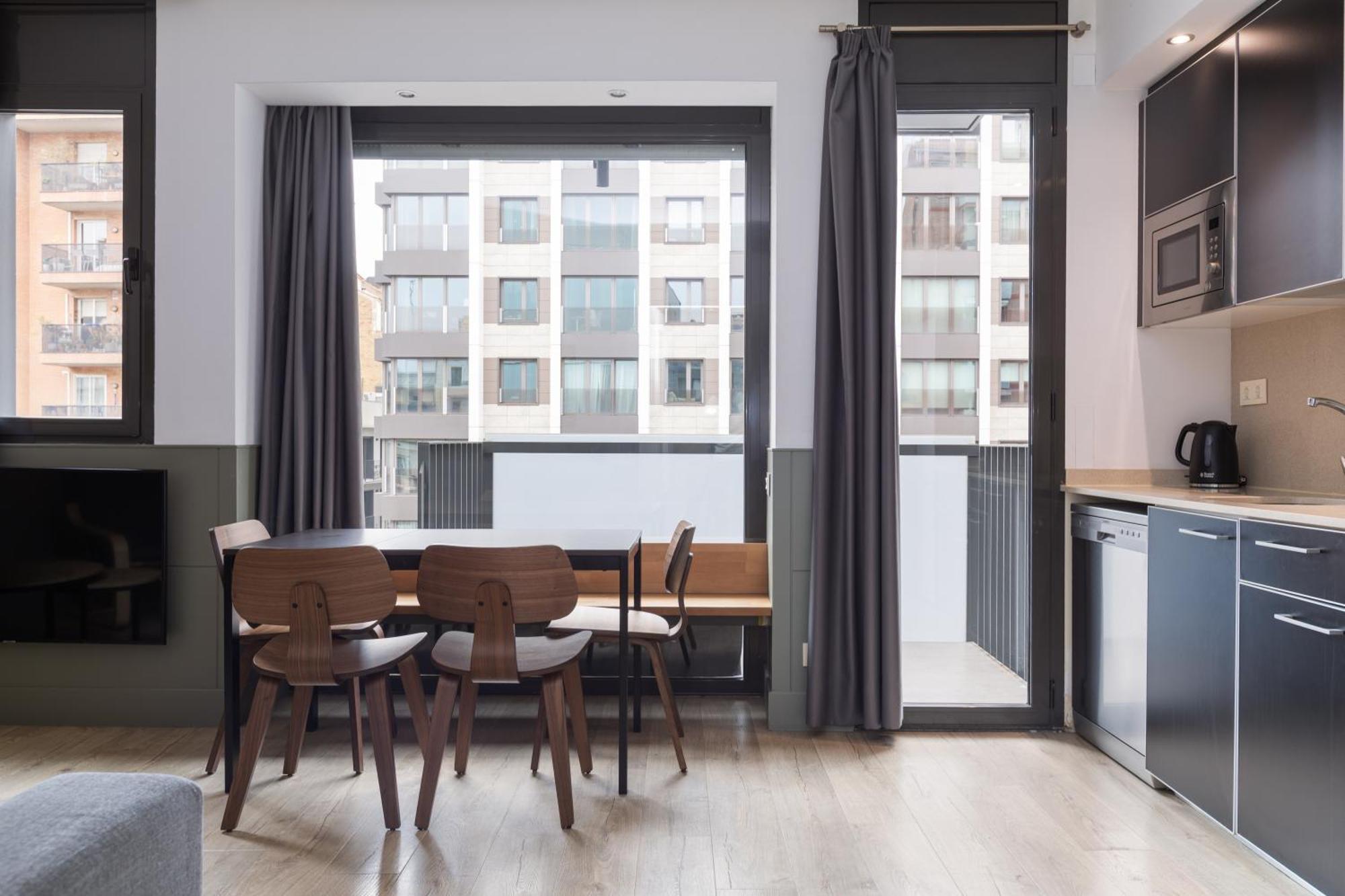 Enjoybcn Patio De Gala Apartment *