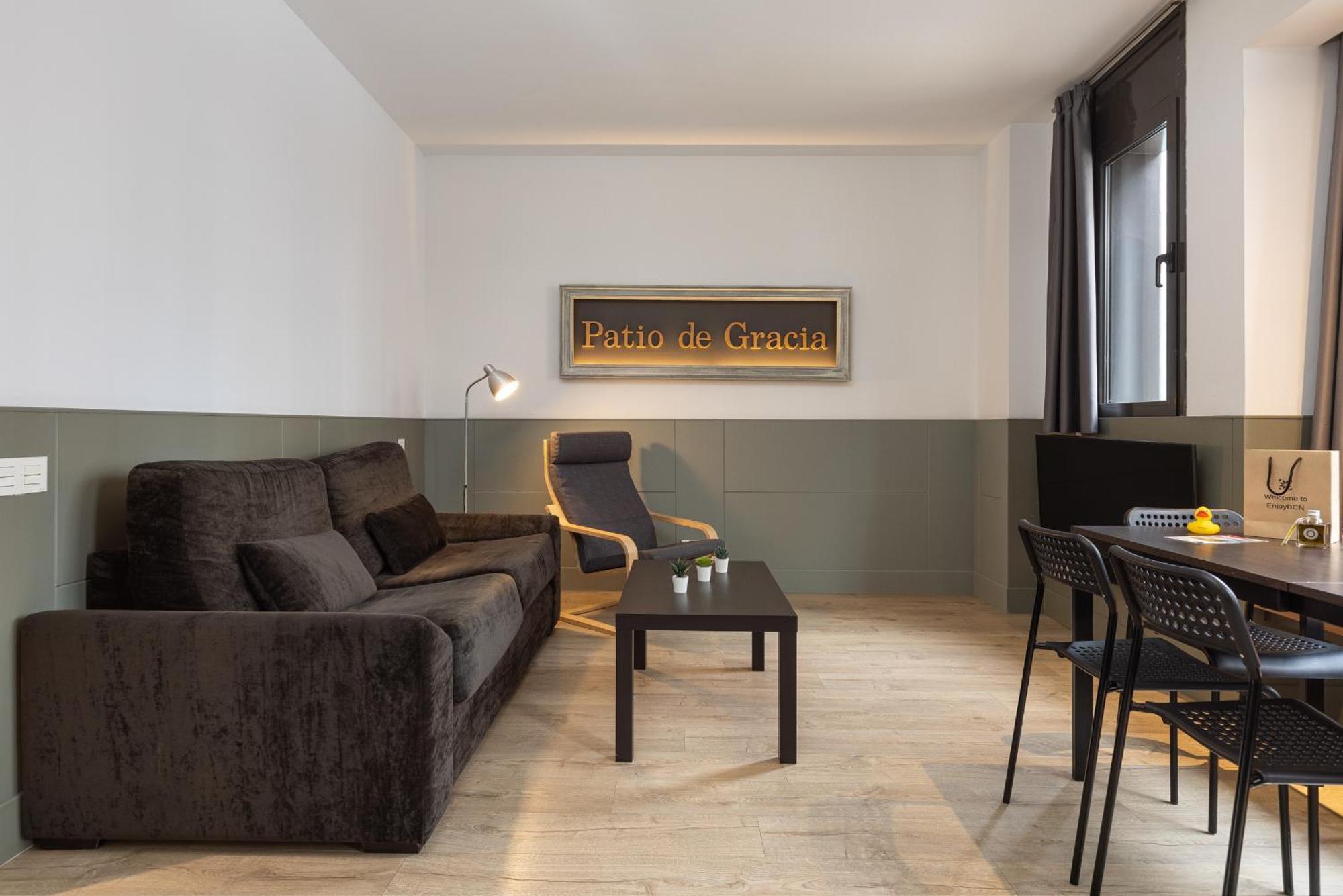 Enjoybcn Patio De Gala Appartement *